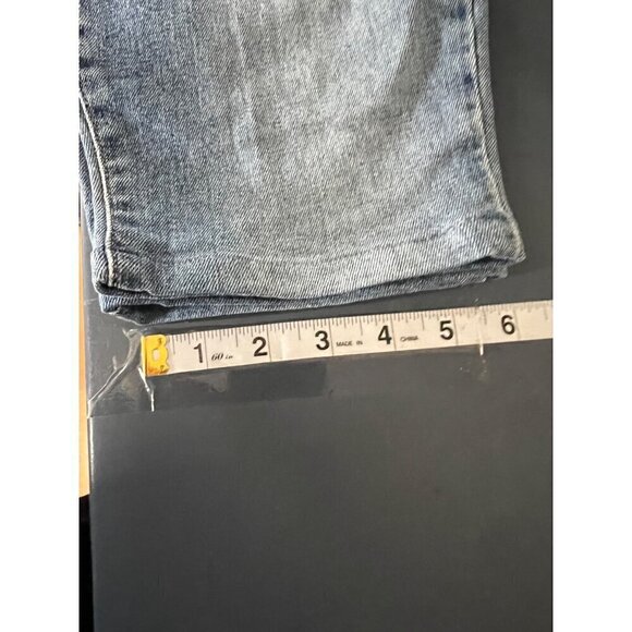 Anthropologie Level 99‎ Womens Blue Denim Bermuda Shorts Size 4/27 - Picture 13 of 14